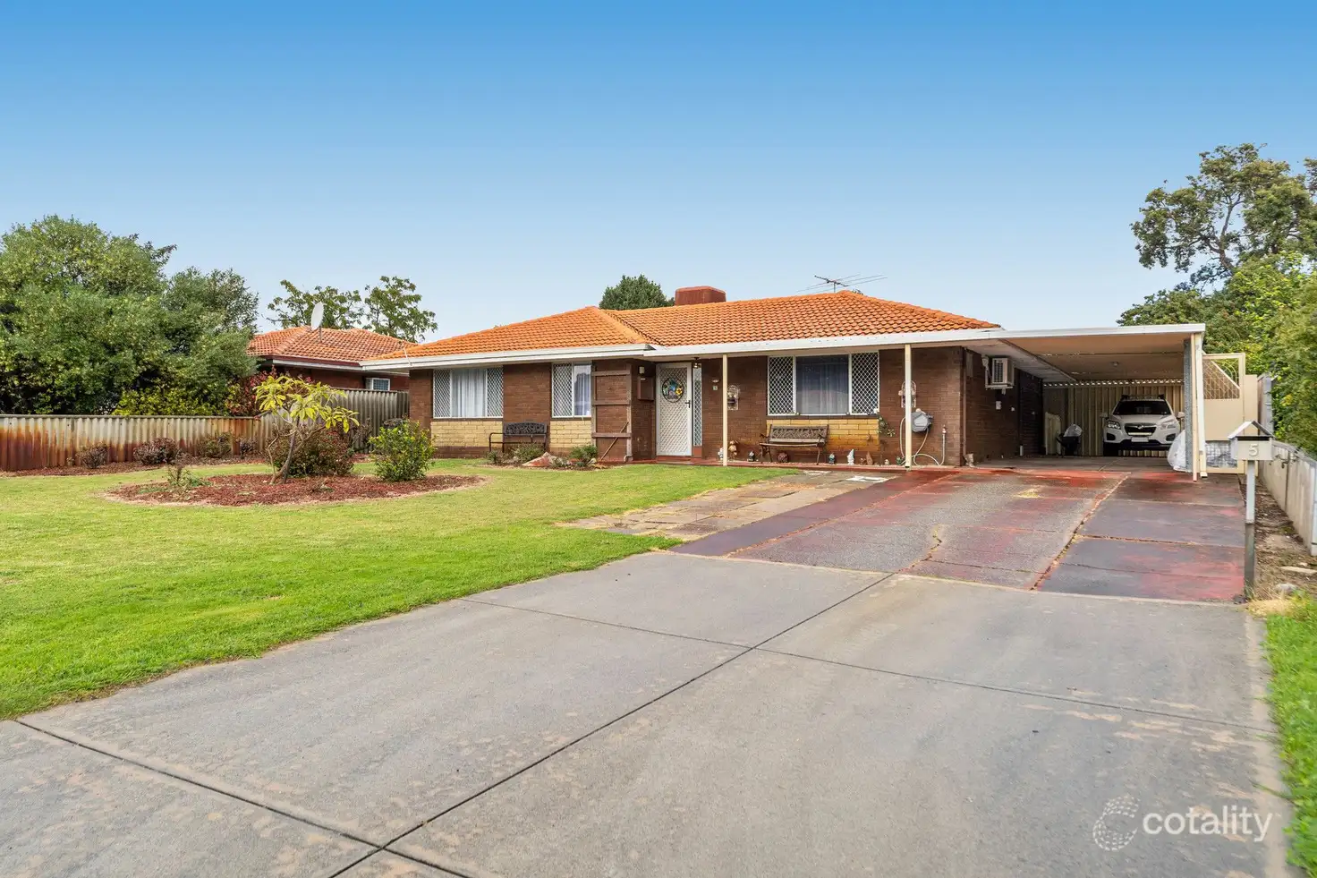 Main view of Homely house listing, 5 Kingsdown Road, Maddington WA 6109