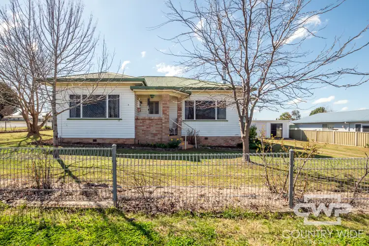 6 Oliver Street, Glen Innes NSW 2370
