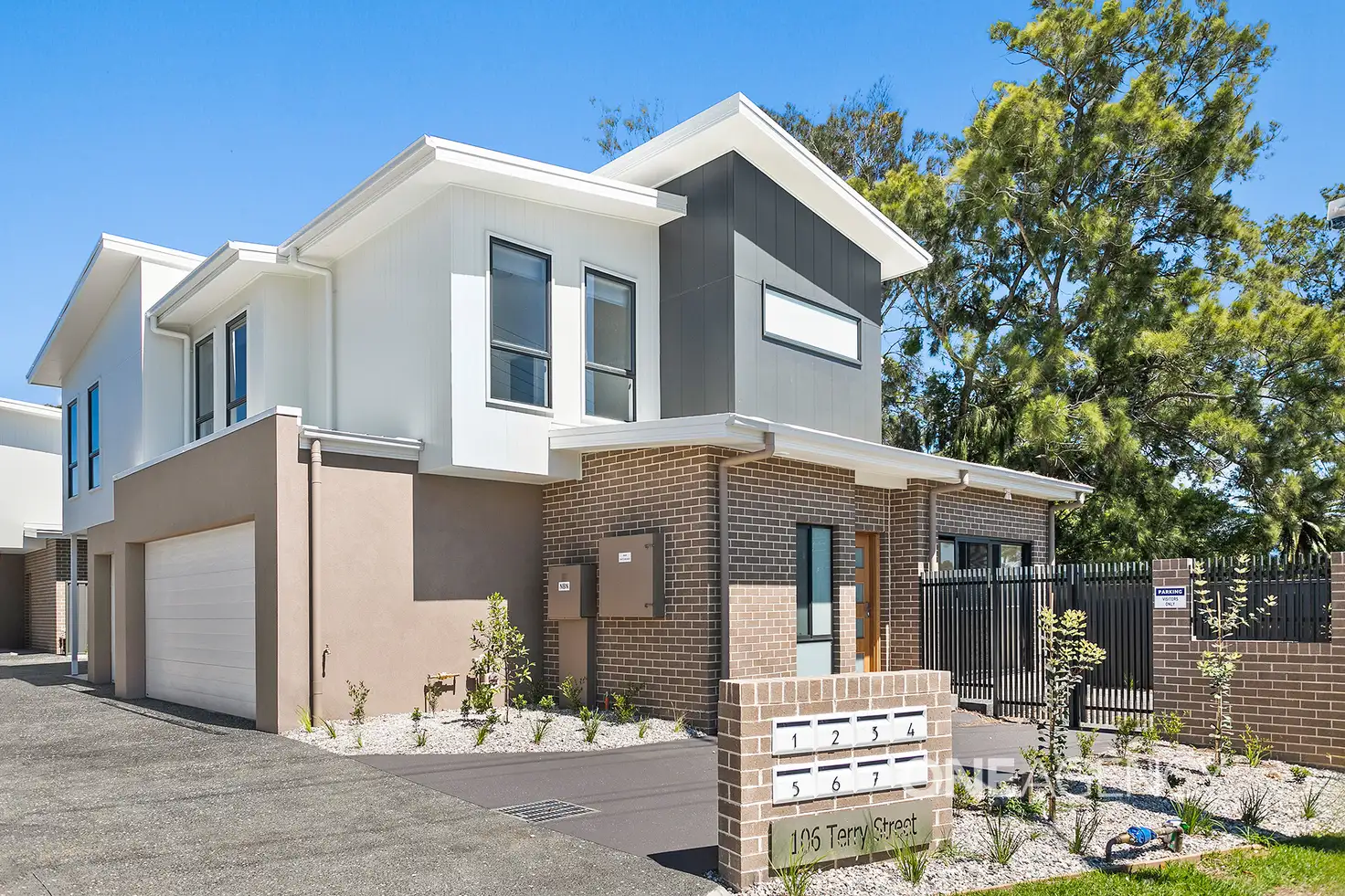 Main view of Homely house listing, 1/106 Terry Street, Albion Park NSW 2527