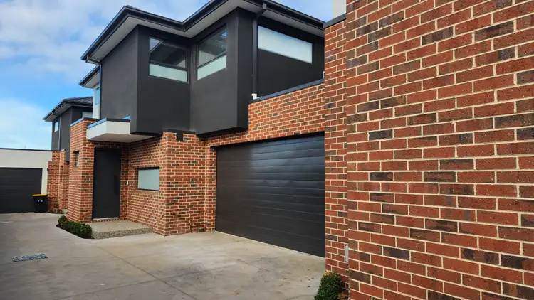 3/24 Manoon Road, Clayton South VIC 3169