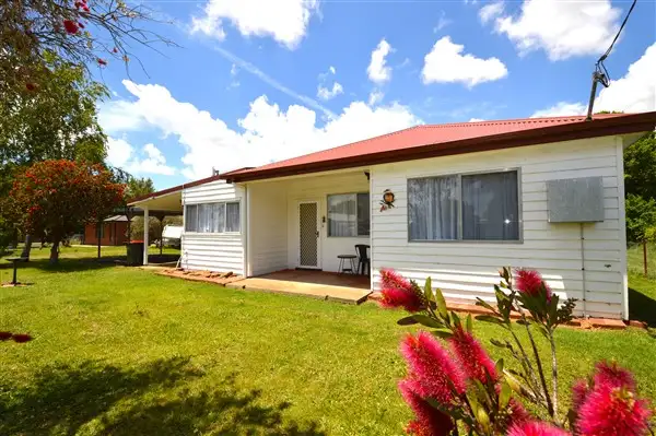 56 Russell Street, Guyra NSW 2365