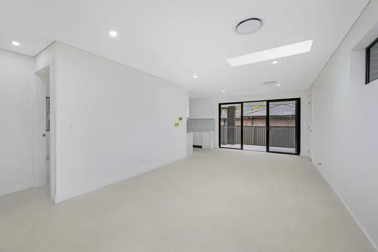 Fourth view of Homely villa listing, 5/10-12 Amy Road, Peakhurst NSW 2210