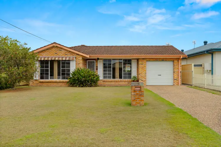 5 Beachcomber Avenue, Sussex Inlet NSW 2540