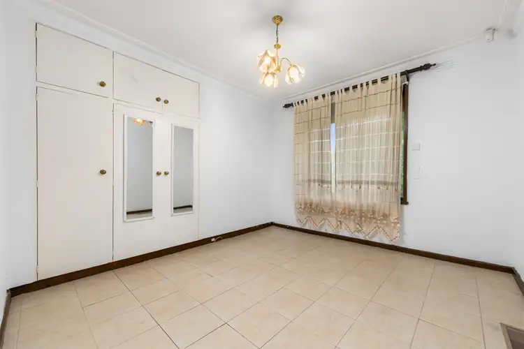 Fourth view of Homely house listing, 3 Hamersley Court, Reservoir VIC 3073