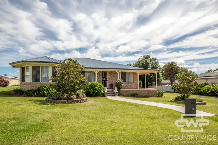 148 Lang Street, Glen Innes NSW 2370
