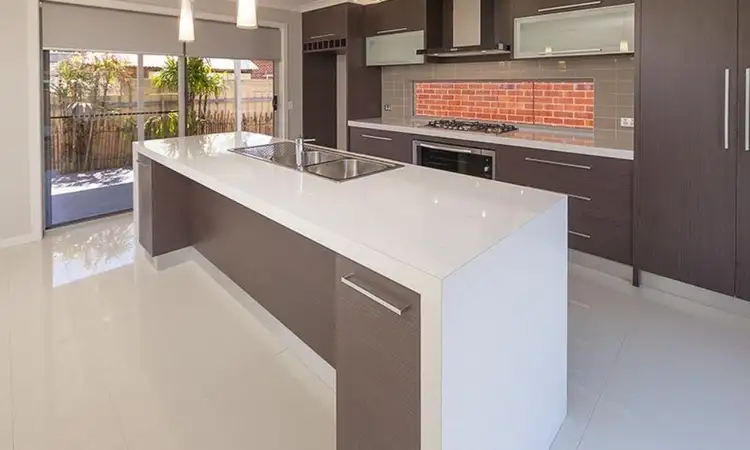 Fifth view of Homely townhouse listing, 2/365 MACAULEY STREET, Albury NSW 2640