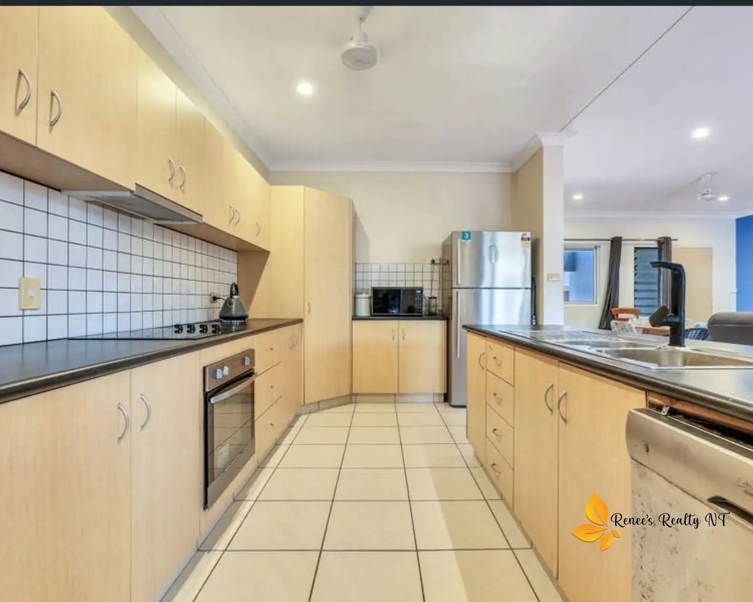 Main view of Homely townhouse listing, 4/15 Moorhen Circuit, Bakewell NT 832