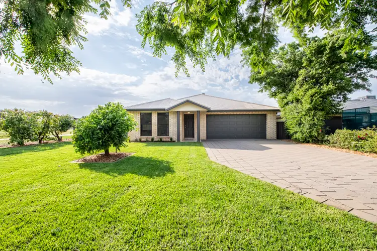 8 Ashlundie Crescent, Dubbo NSW 2830