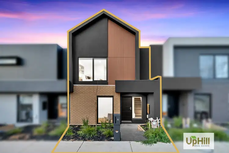 5 Oasis Place, Clyde North VIC 3978