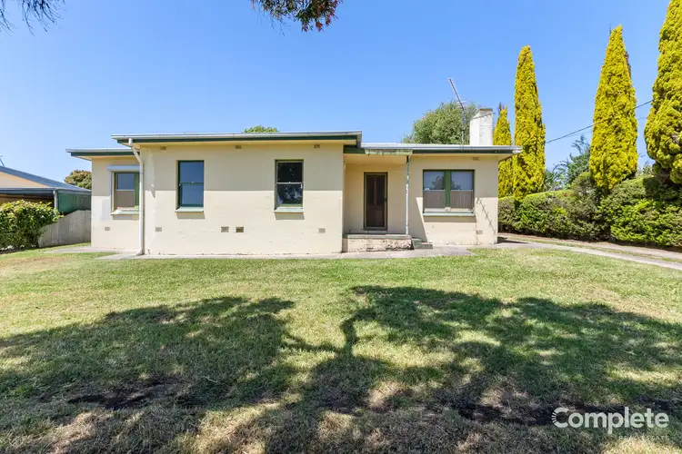 2 LASLETT STREET, Mount Gambier SA 5290