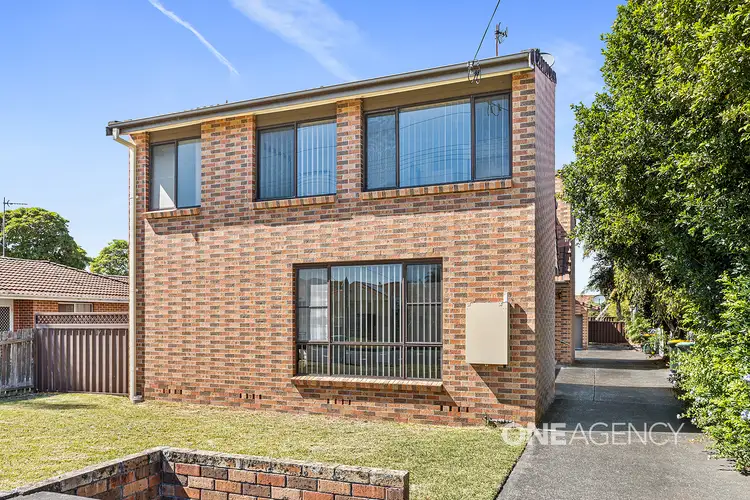 1/101 Pur Pur Ave, Lake Illawarra NSW 2528