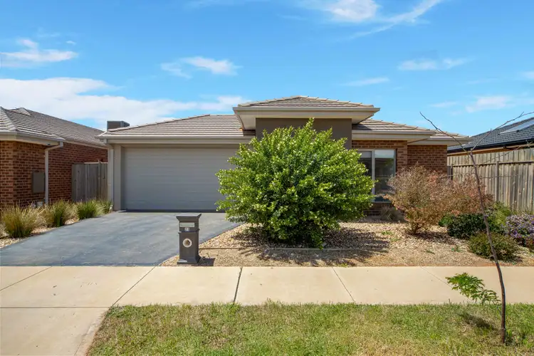 Second view of Homely house listing, 21 Dhalla Street, Thornhill Park VIC 3335