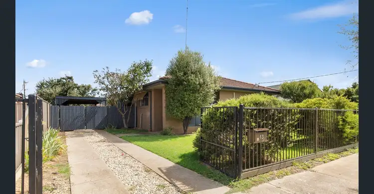 13 CENTENARY CRESCENT
