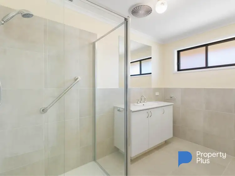 Fifth view of Homely unit listing, 1/17 Fraser Street, Rochester VIC 3561