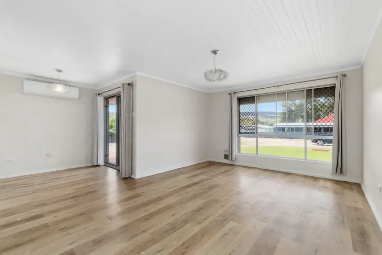 Second view of Homely house listing, 5 St Georges Avenue, Champion Lakes WA 6111