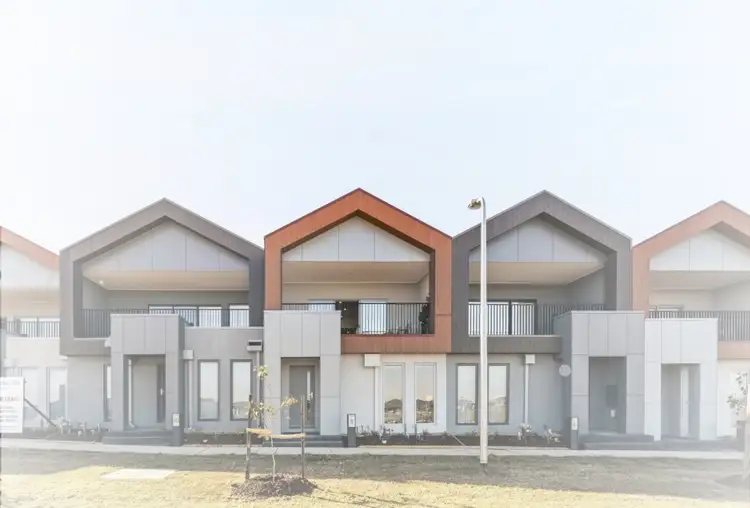 Lot 320 Maple Grove, Pakenham VIC 3810