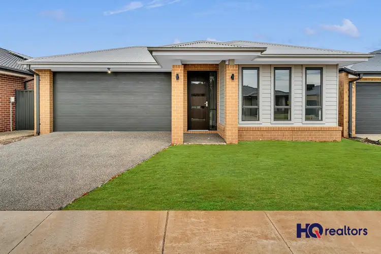 10 Downley Loop, Strathtulloh VIC 3338