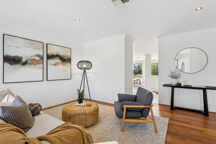 37 Star Bush Crescent, Ellenbrook WA 6069