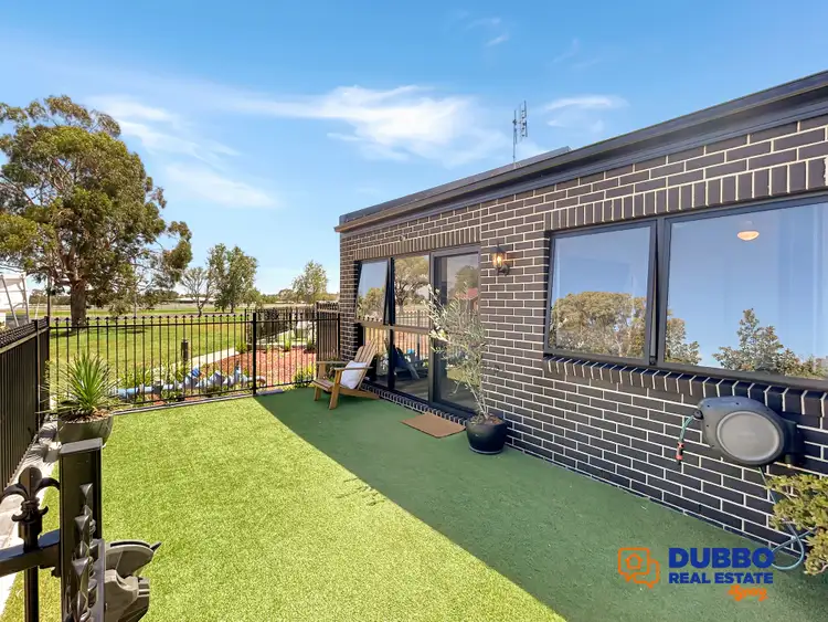 8 Gunsynd Circuit, Dubbo NSW 2830