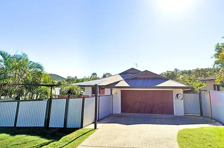 3 Stockdale Street, Pacific Pines QLD 4211