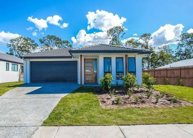 48 Great Sandy Circuit, Pimpama QLD 4209