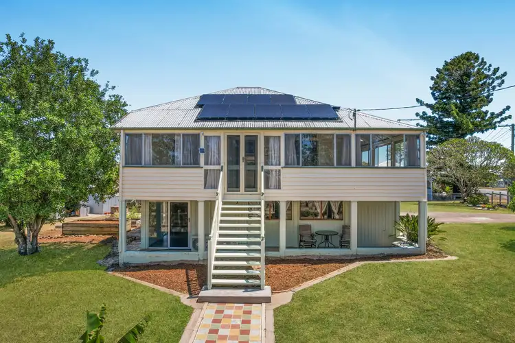 10 Carberry Street, Bundamba QLD 4304