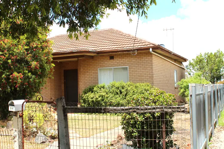 94 Commercial Street