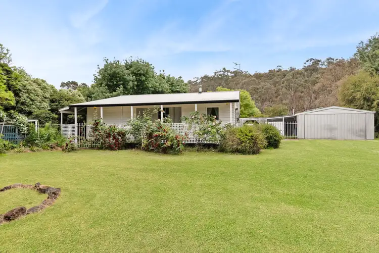 16 Caldwell Street, Heathcote VIC 3523