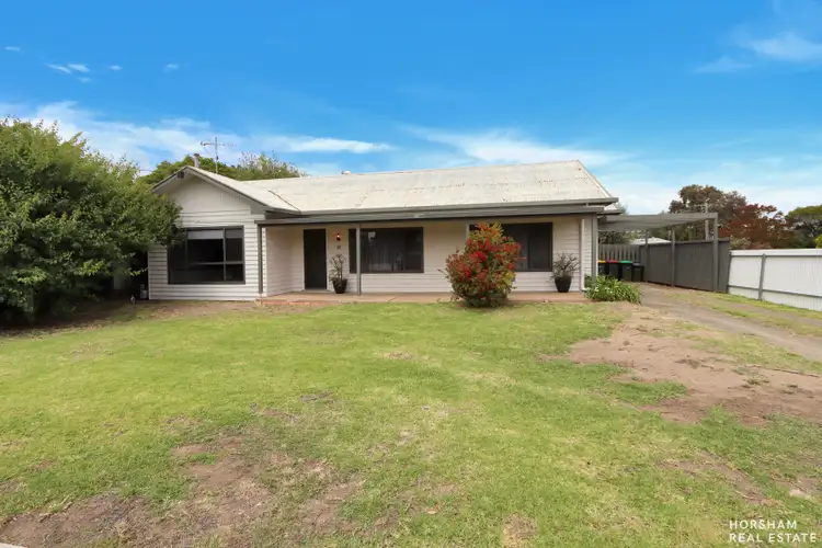 17 Kalimna Avenue, Horsham VIC 3400
