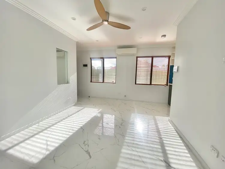 713B Pacific Highway, Mount Kuring-Gai NSW 2080