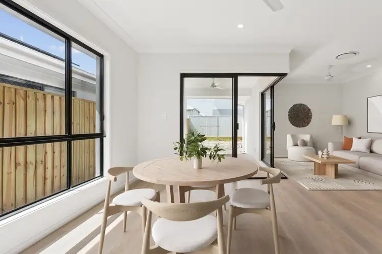 37 Hotham Crescent, Banya QLD 4551