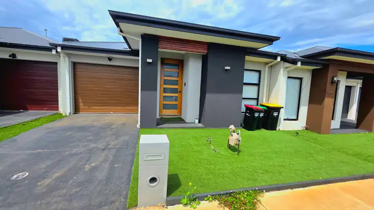 Second view of Homely house listing, 8 Lord Street, Thornhill Park VIC 3335