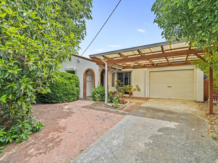 9 Pyrus Way, Forrestfield WA 6058