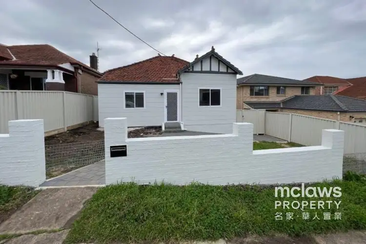 2/90 Cronulla Street, Carlton NSW 2218