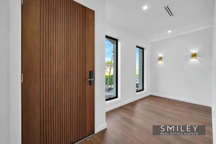 Second view of Homely house listing, 8 DAVIS CCT, Wollert VIC 3750