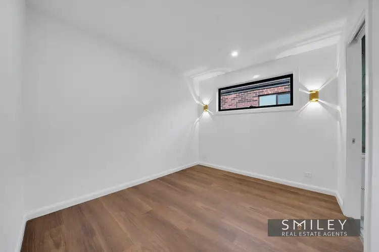 Fourth view of Homely house listing, 8 DAVIS CCT, Wollert VIC 3750