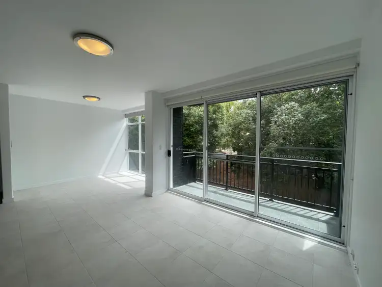 Fourth view of Homely apartment listing, 3/27 Ormond Road, Elwood VIC 3184