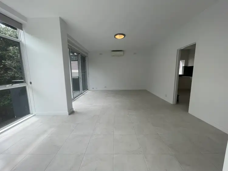 Fifth view of Homely apartment listing, 3/27 Ormond Road, Elwood VIC 3184