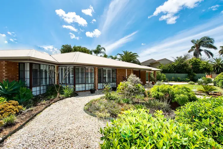 3B Thurles Court, Waterford WA 6152