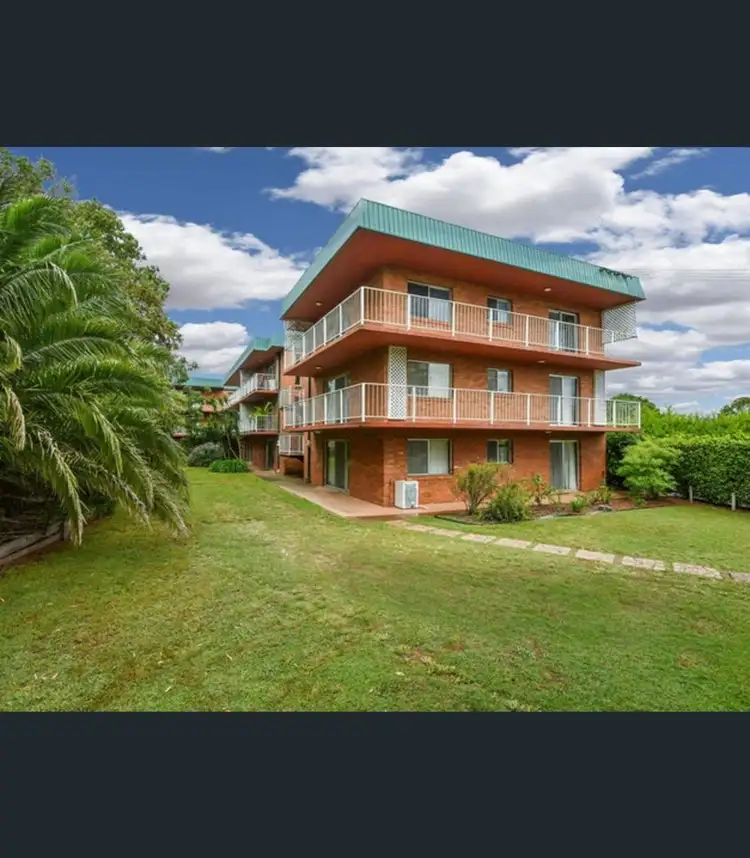 Unit 2/6 Scott Street, East Toowoomba QLD 4350
