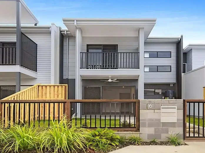 16 Solace Place, Birtinya QLD 4575