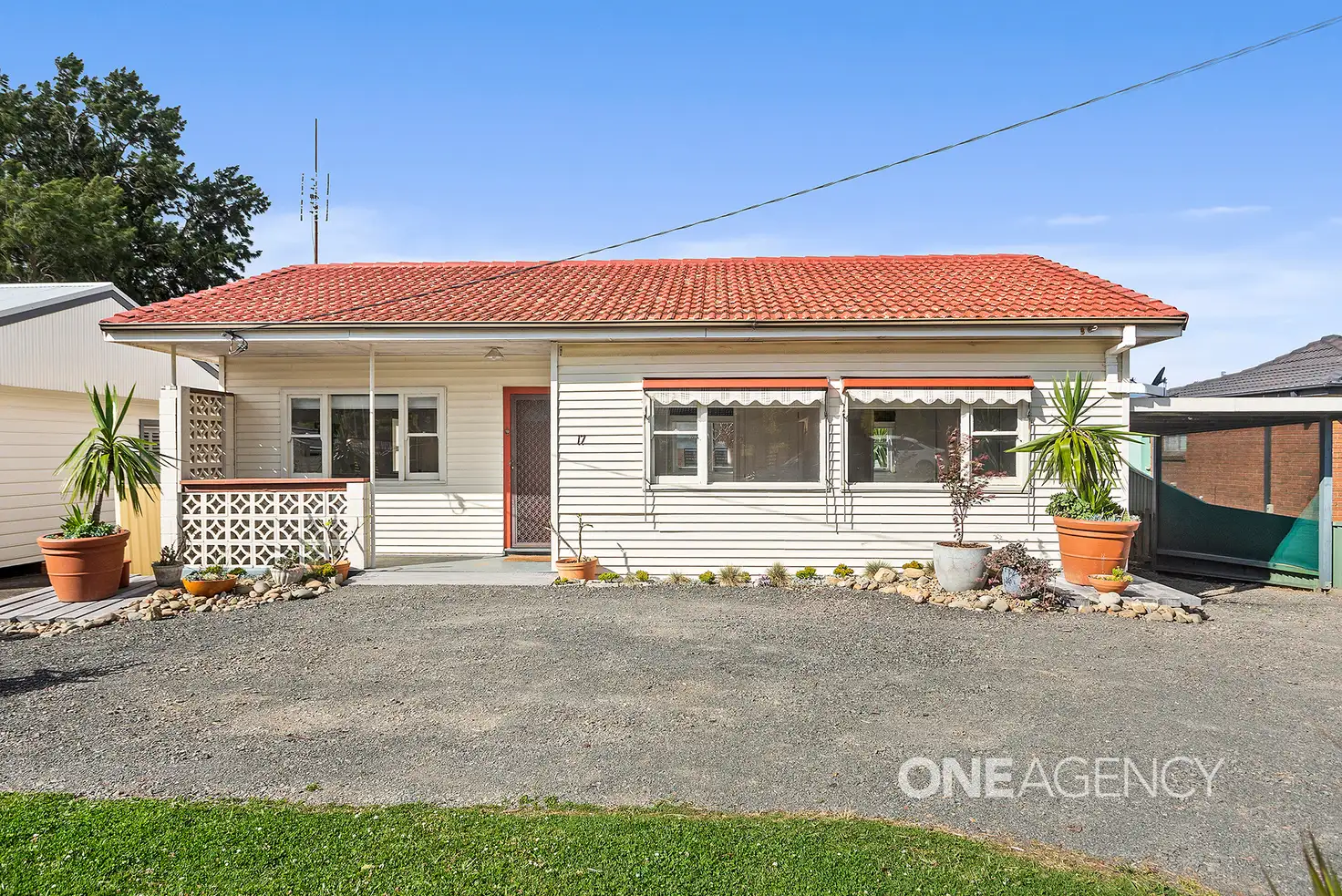 Main view of Homely house listing, 17 Macquarie Street, Albion Park NSW 2527