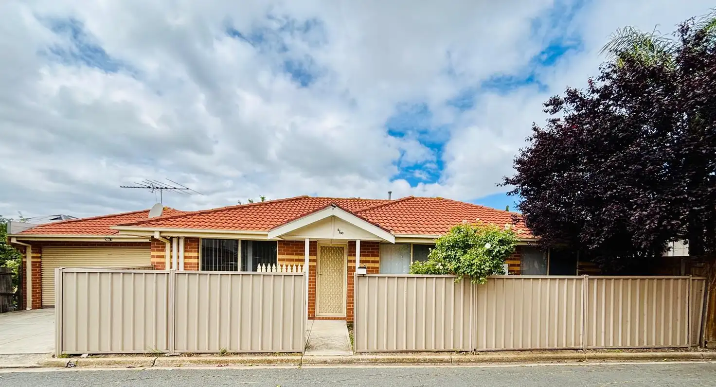 Main view of Homely unit listing, 2/80 Leslie Street, St Albans VIC 3021