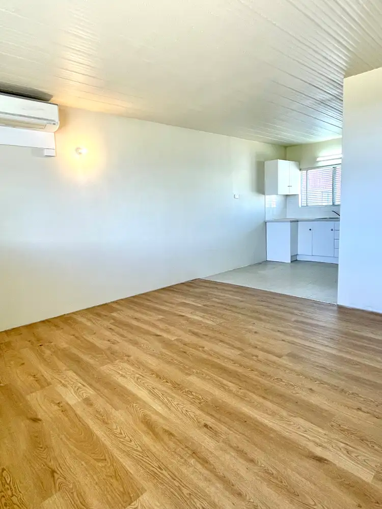 Second view of Homely flat listing, 5/227 Edward Street, Hay NSW 2711