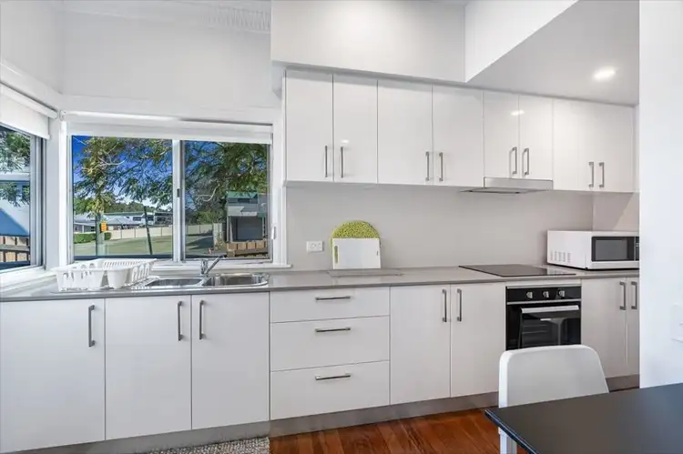 Third view of Homely studio listing, 2/75 Regent Street, Woolloongabba QLD 4102