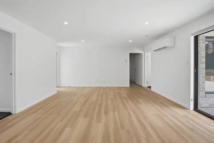 Fifth view of Homely unit listing, 2/67 Parkfield Drive, Youngtown TAS 7249