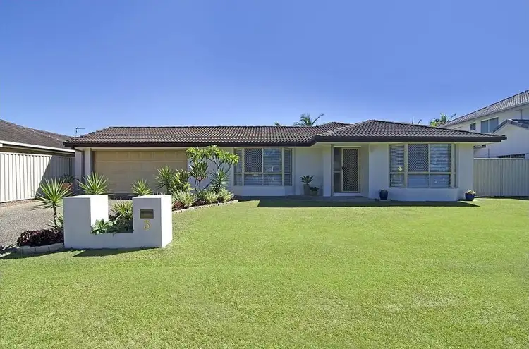 3 Mollys Place, Currumbin Waters QLD 4223
