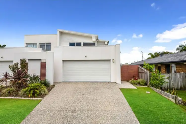 2/5 Maroochy Waters Drive, Maroochydore QLD 4558