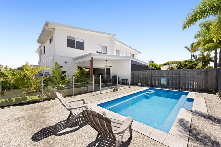 2/5 Maroochy Waters Drive, Maroochydore QLD 4558