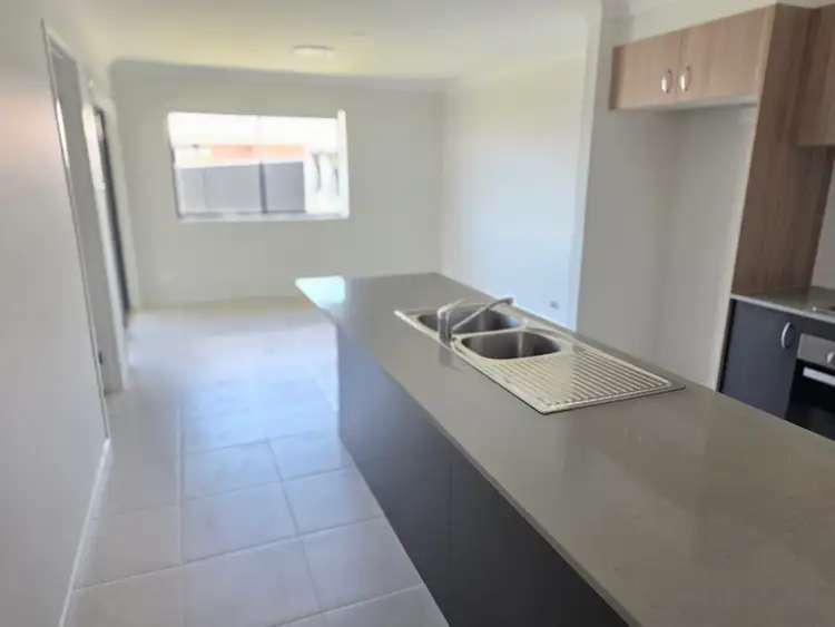 Third view of Homely house listing, 2/11 Millhouse Close, Farley NSW 2320